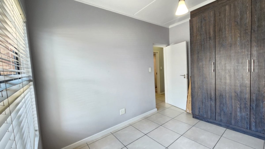 3 Bedroom Property for Sale in Greenstone Crest Gauteng