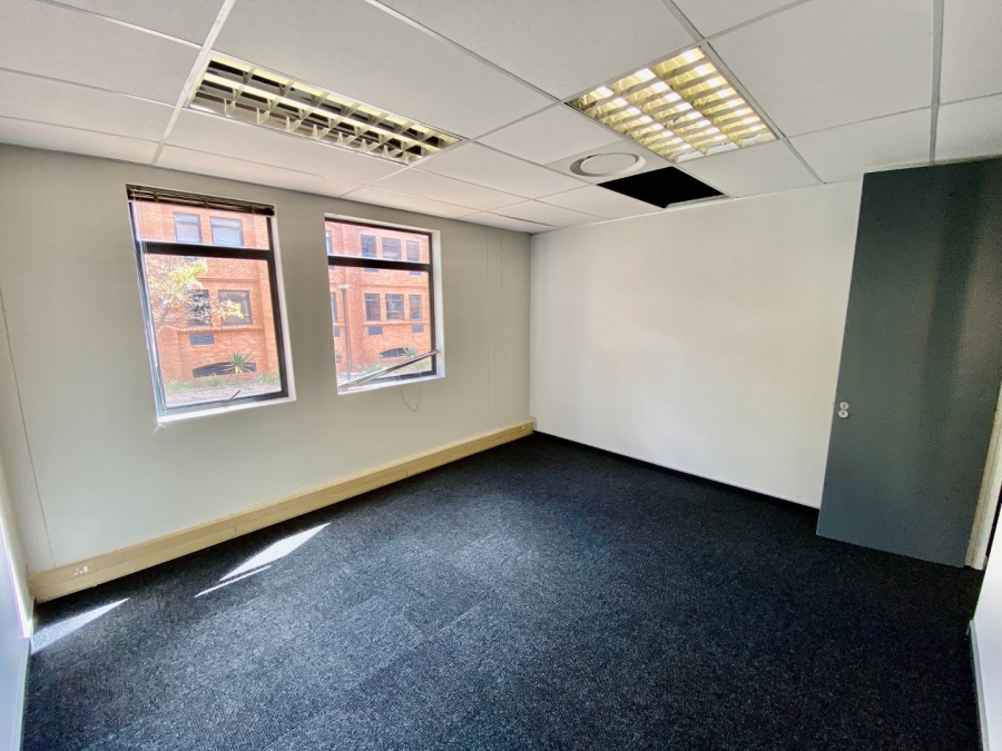 To Let Commercial Property for Rent in Faerie Glen Gauteng