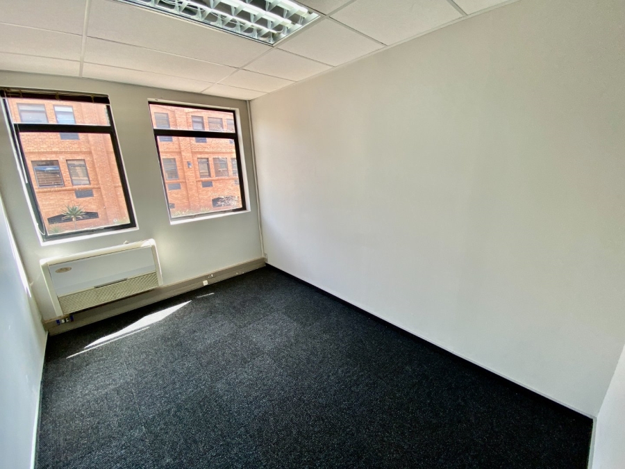 To Let Commercial Property for Rent in Faerie Glen Gauteng
