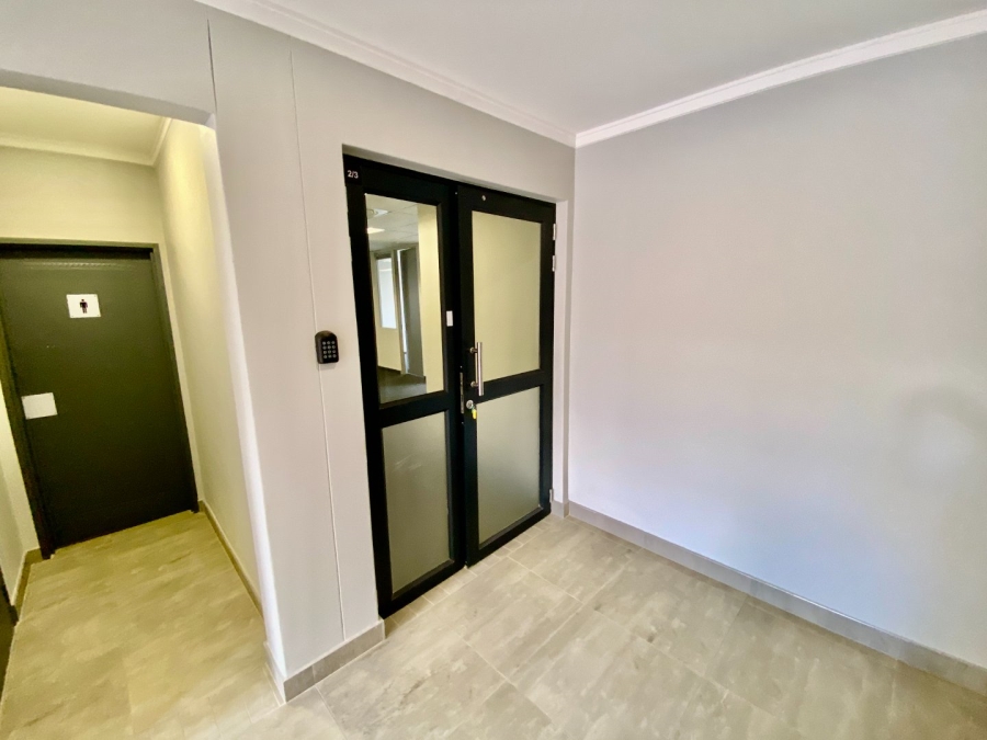 To Let Commercial Property for Rent in Faerie Glen Gauteng