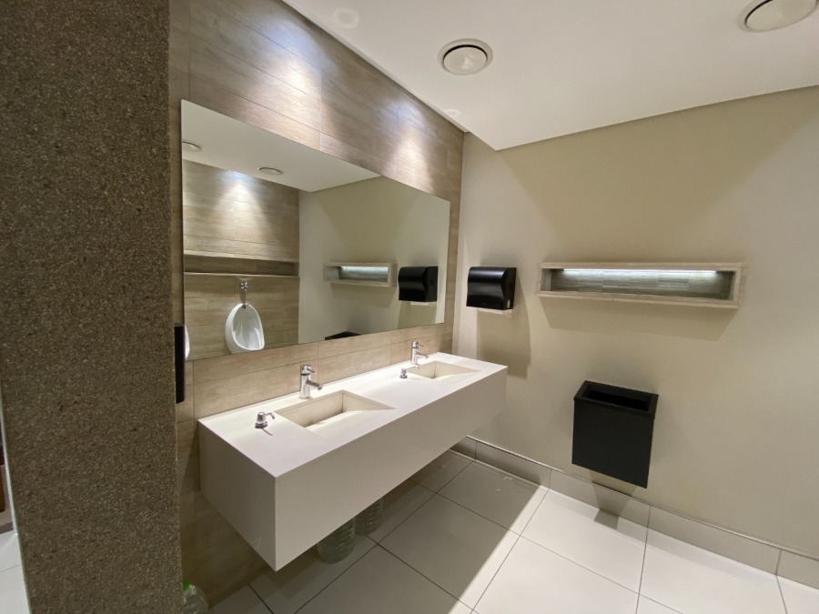 Commercial Property for Sale in Vorna Valley Gauteng