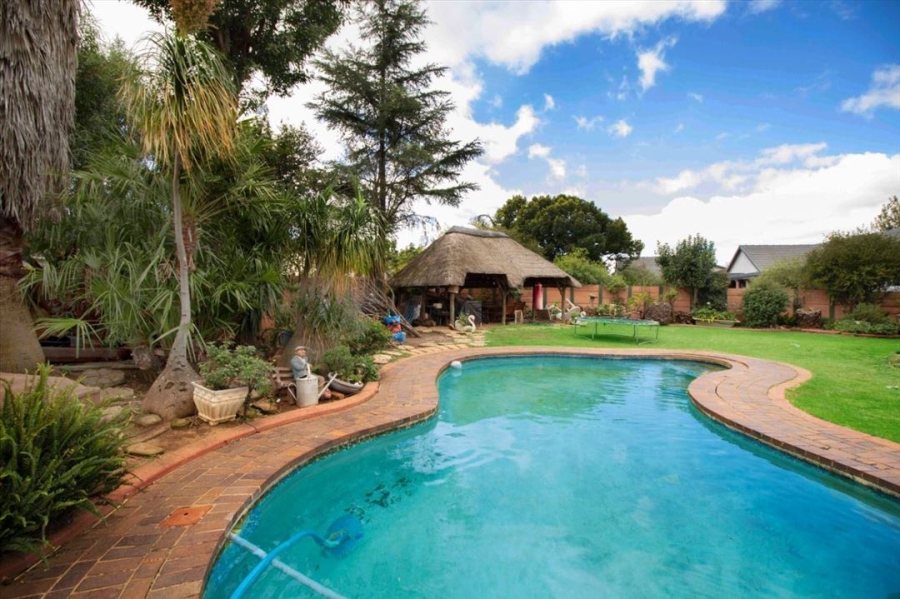 4 Bedroom Property for Sale in Sunward Park Gauteng