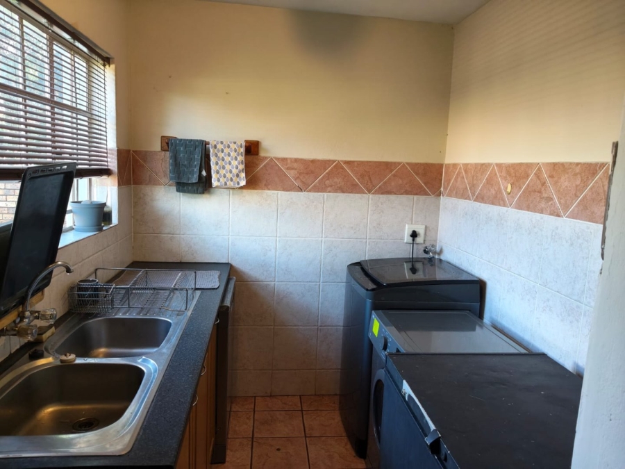 3 Bedroom Property for Sale in Eldoraigne Gauteng