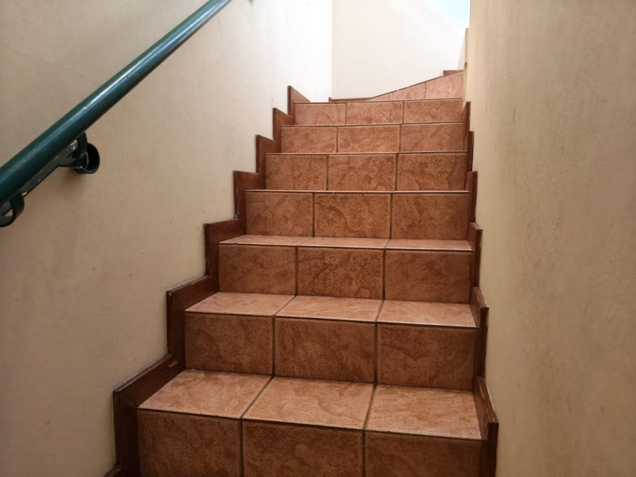 3 Bedroom Property for Sale in Eldoraigne Gauteng