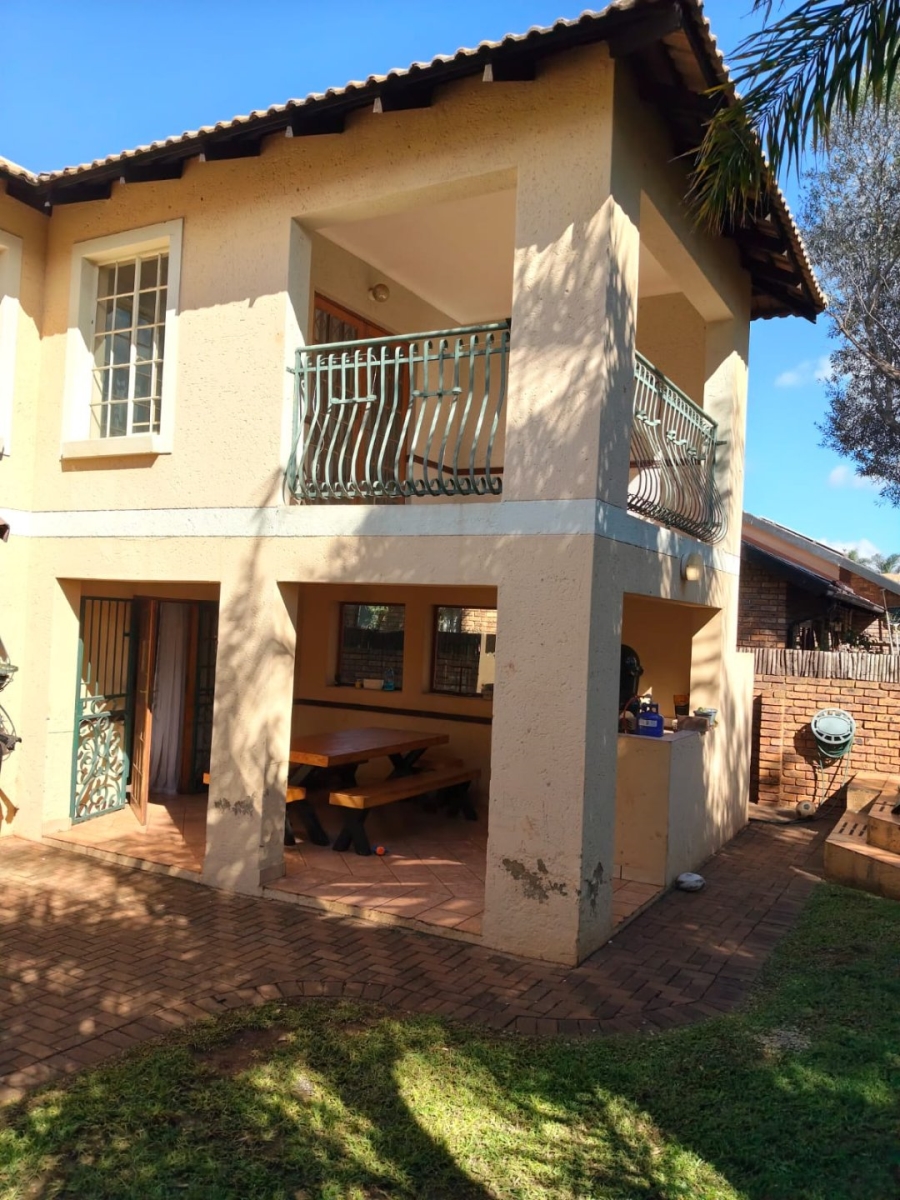 3 Bedroom Property for Sale in Eldoraigne Gauteng