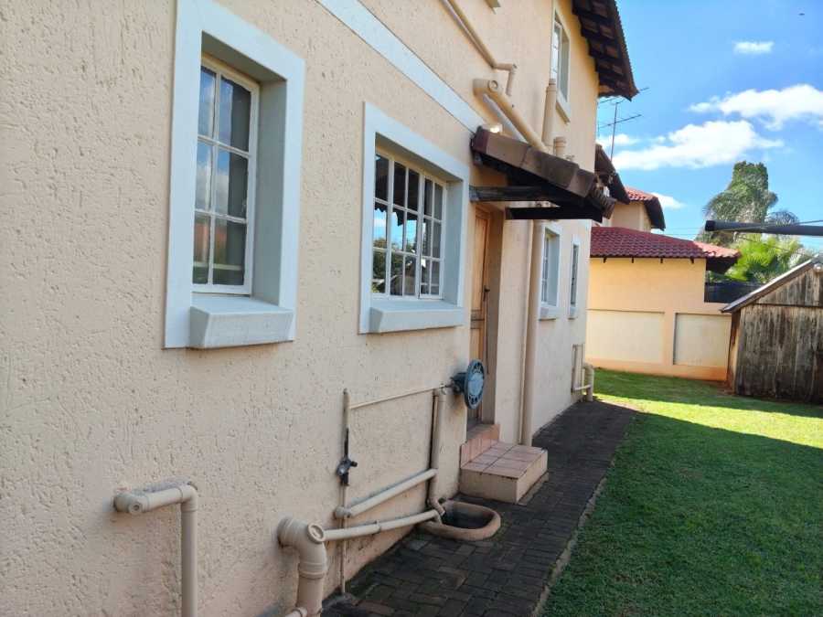 3 Bedroom Property for Sale in Eldoraigne Gauteng