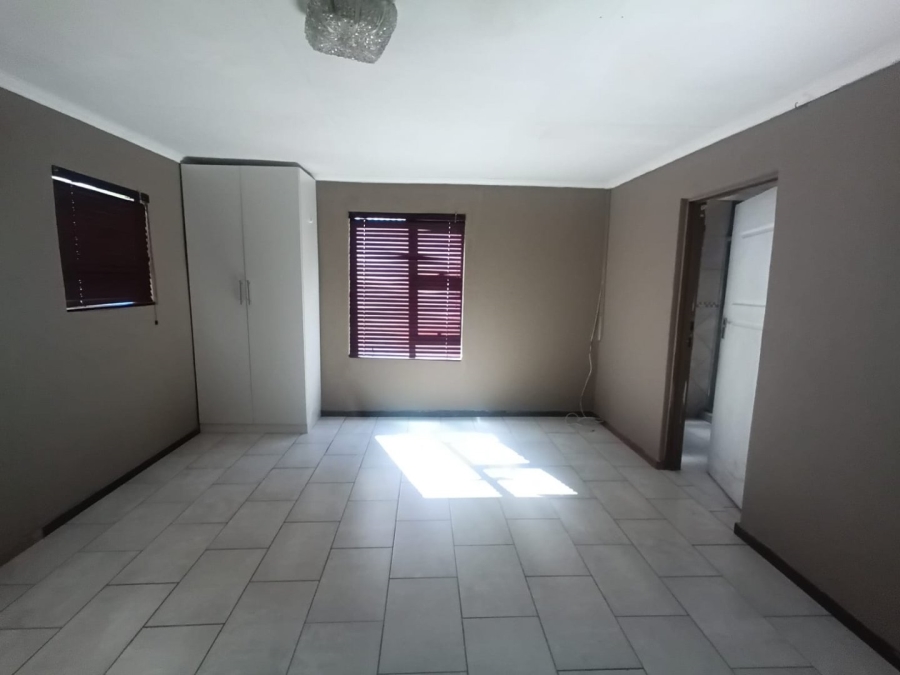 1 Bedroom Property for Sale in Cullinan Gauteng