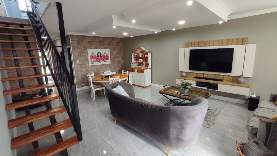 3 Bedroom Property for Sale in Tamara Park Gauteng