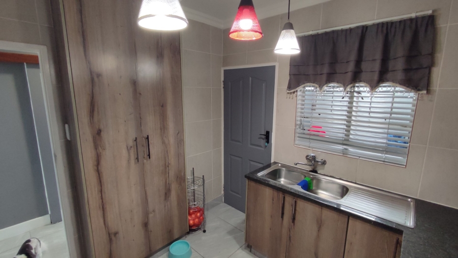 3 Bedroom Property for Sale in Tamara Park Gauteng