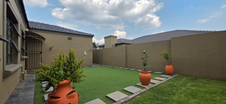 3 Bedroom Property for Sale in Beyers Park Gauteng