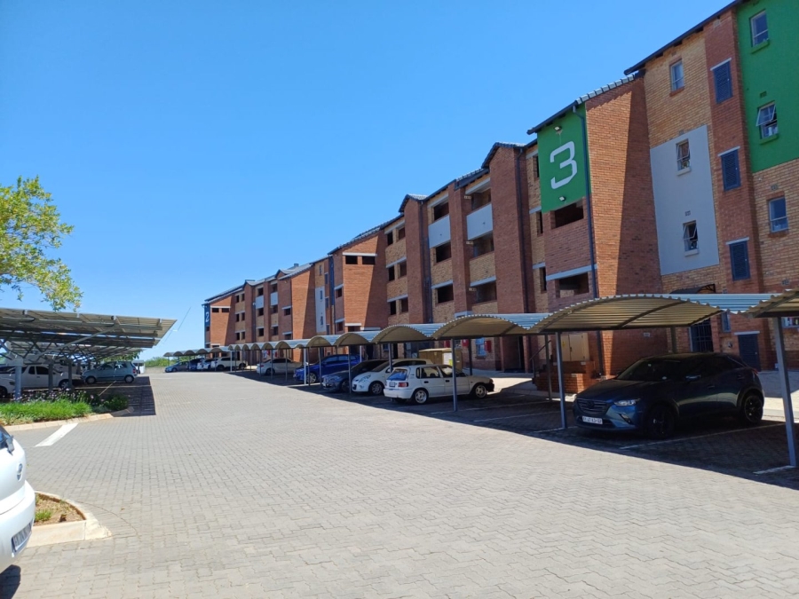 2 Bedroom Property for Sale in Heuweloord Gauteng
