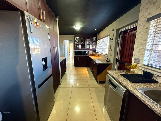 3 Bedroom Property for Sale in Sunward Park Gauteng