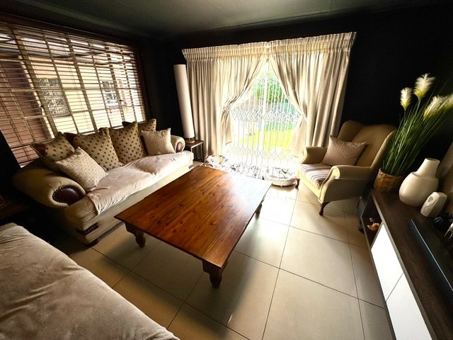 3 Bedroom Property for Sale in Sunward Park Gauteng