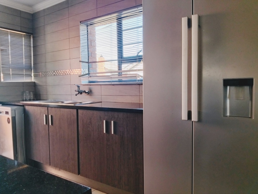 3 Bedroom Property for Sale in Amberfield Valley Gauteng