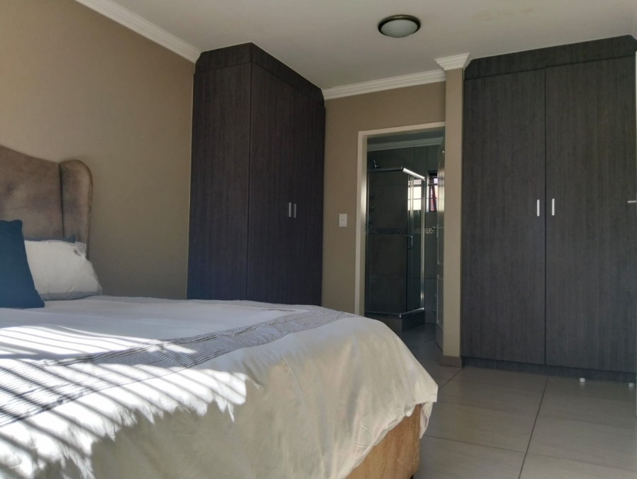 3 Bedroom Property for Sale in Amberfield Valley Gauteng