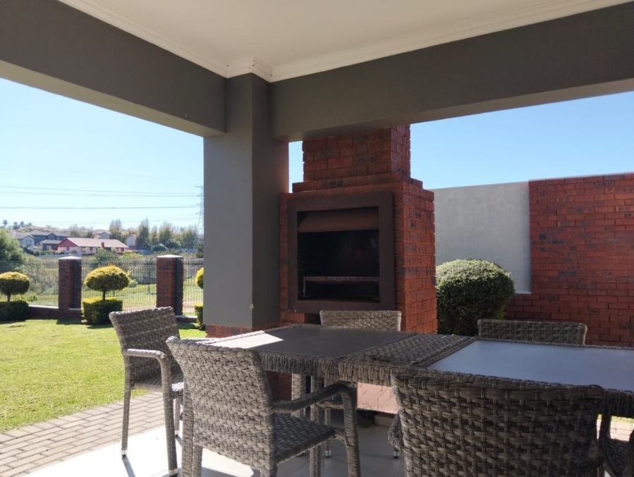 3 Bedroom Property for Sale in Amberfield Valley Gauteng
