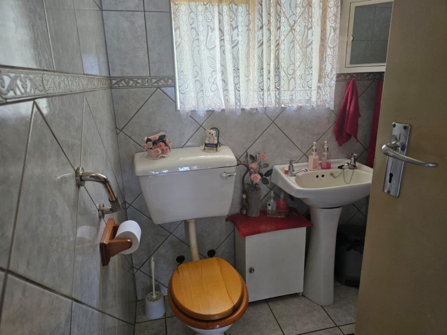 To Let 2 Bedroom Property for Rent in Berton Park Gauteng