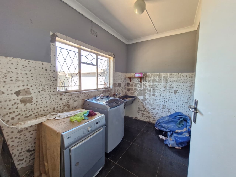 To Let 3 Bedroom Property for Rent in Dinwiddie Gauteng