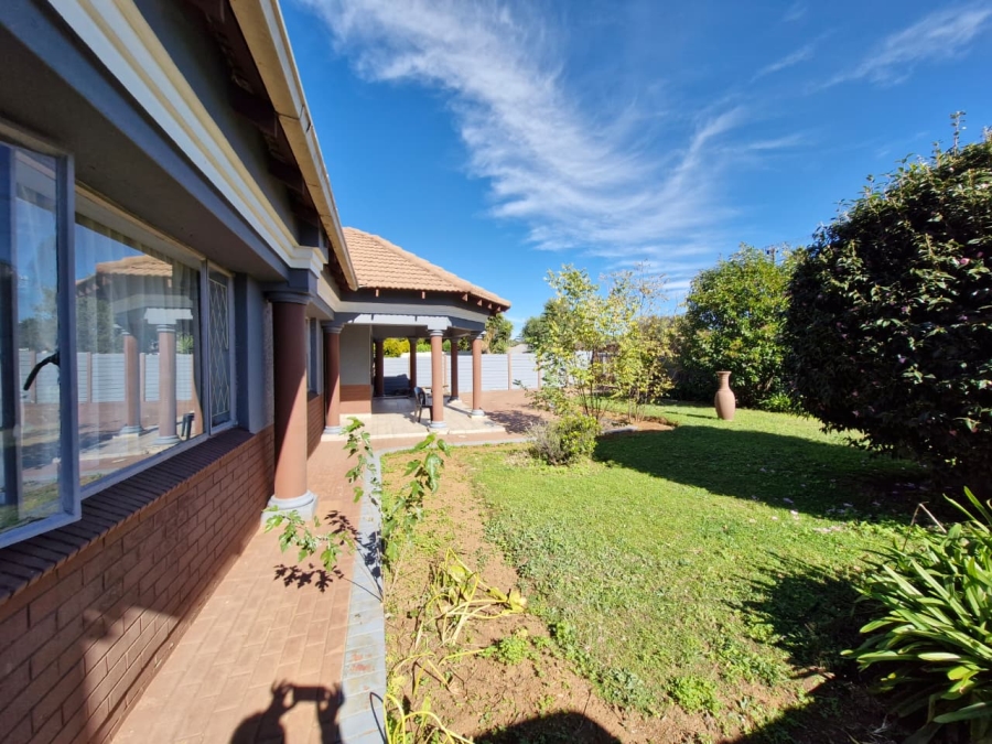 To Let 3 Bedroom Property for Rent in Dinwiddie Gauteng