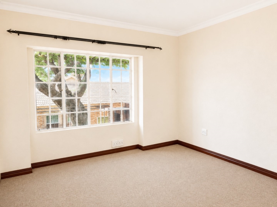 3 Bedroom Property for Sale in Amorosa Gauteng