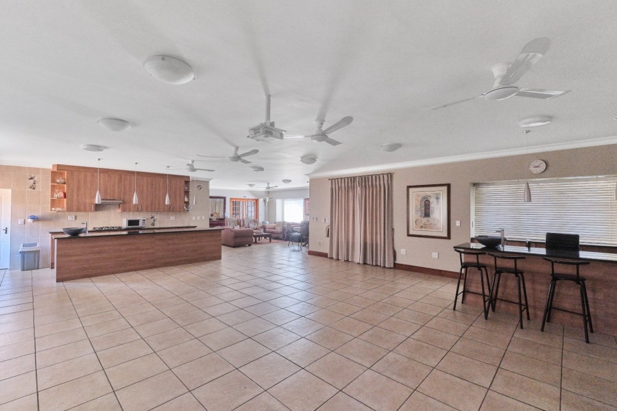 3 Bedroom Property for Sale in Amorosa Gauteng