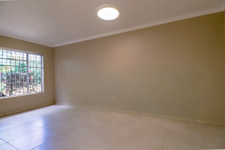  Bedroom Property for Sale in Moreleta Park Gauteng