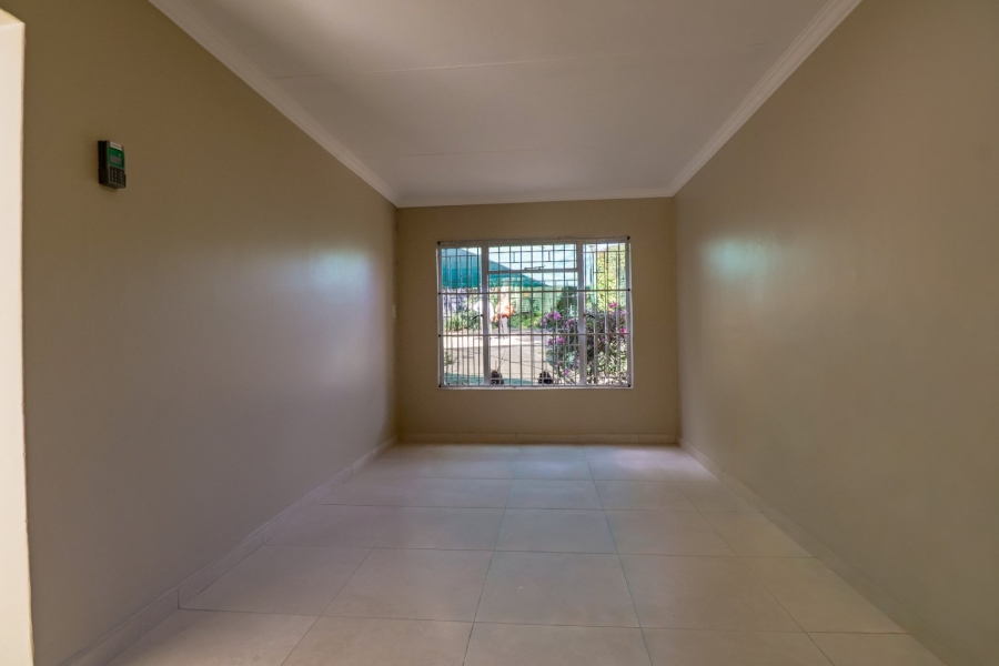  Bedroom Property for Sale in Moreleta Park Gauteng
