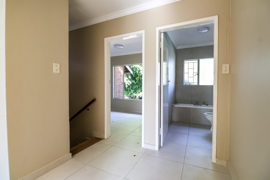  Bedroom Property for Sale in Moreleta Park Gauteng