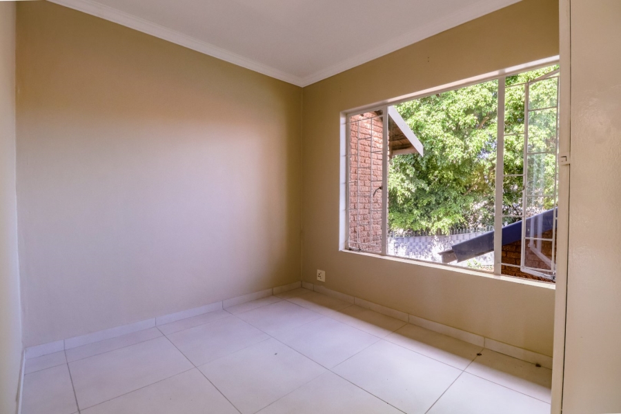 Bedroom Property for Sale in Moreleta Park Gauteng