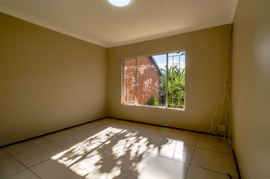  Bedroom Property for Sale in Moreleta Park Gauteng