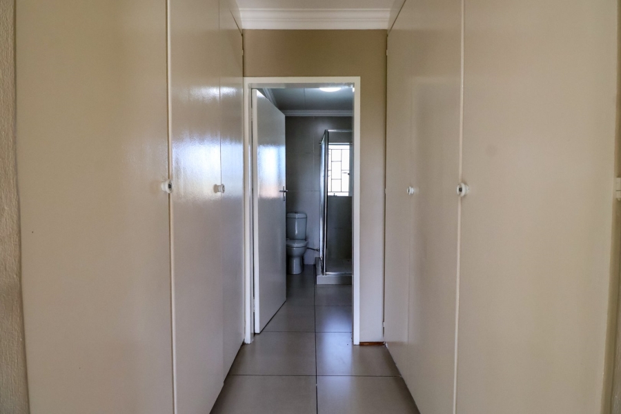  Bedroom Property for Sale in Moreleta Park Gauteng