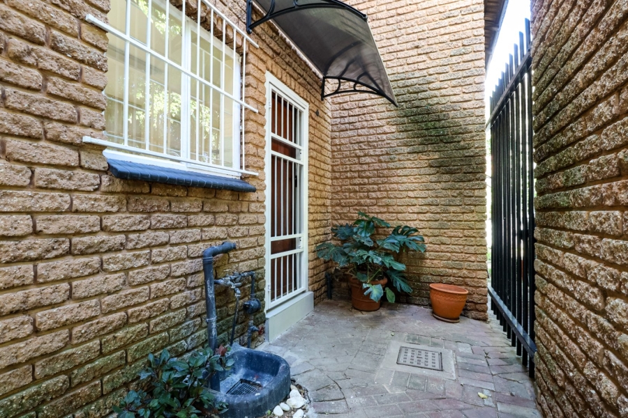  Bedroom Property for Sale in Moreleta Park Gauteng