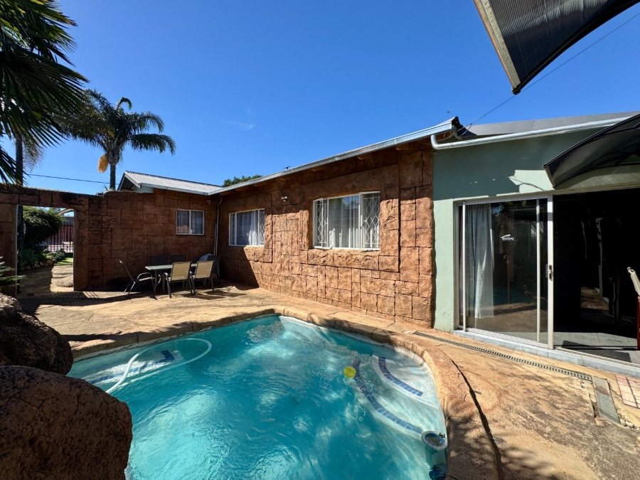 3 Bedroom Property for Sale in Kloofsig Gauteng