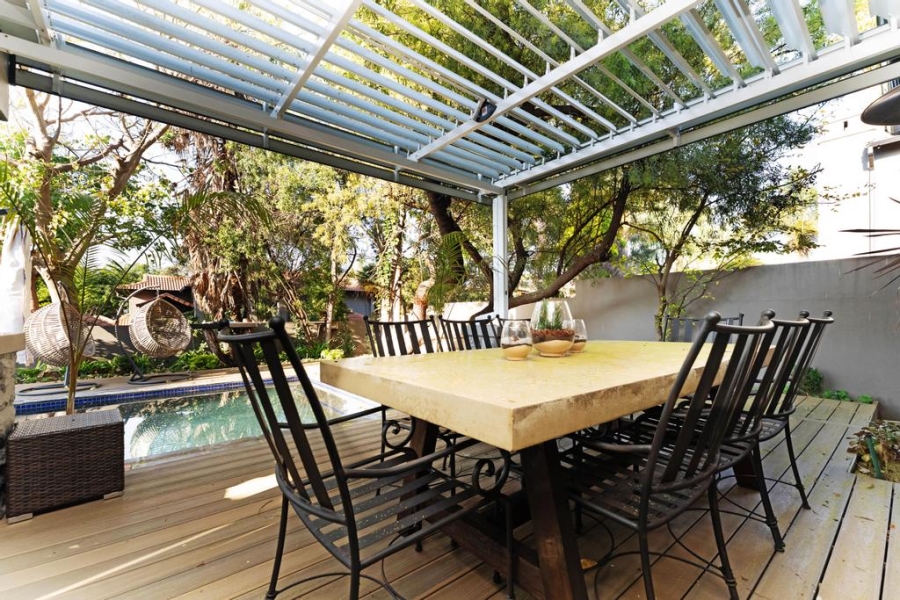 To Let 5 Bedroom Property for Rent in Fourways Gauteng
