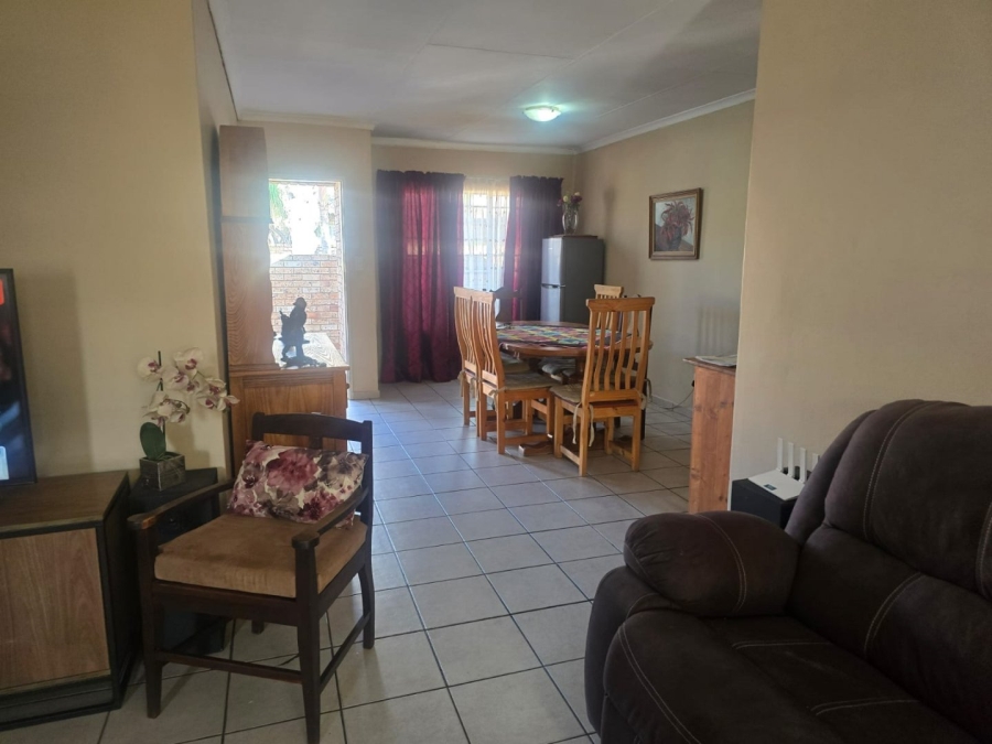 3 Bedroom Property for Sale in Annlin Gauteng