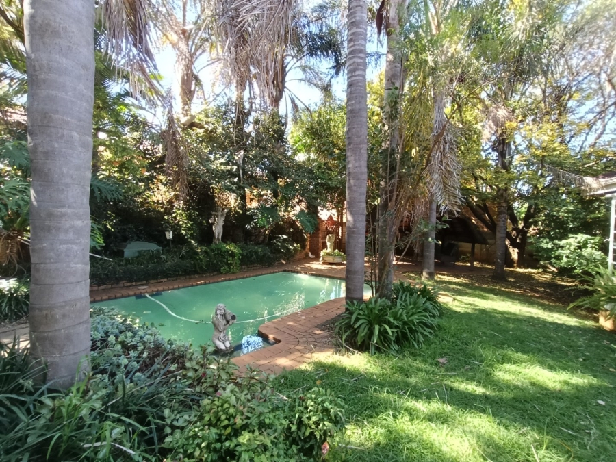 3 Bedroom Property for Sale in Glen Marais Gauteng