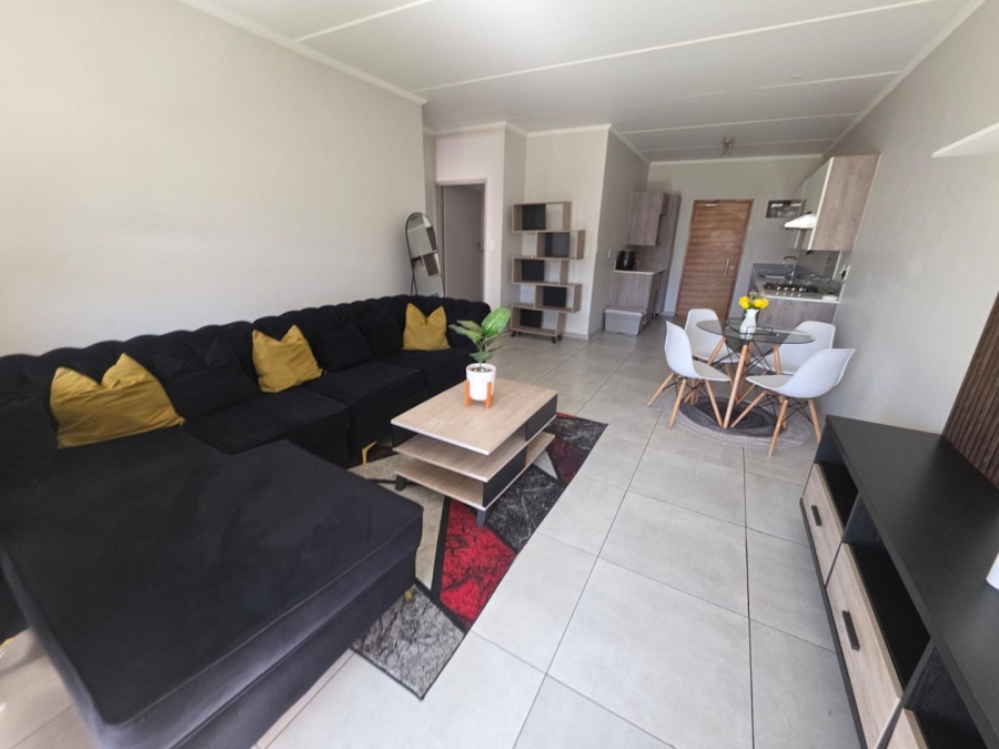To Let 2 Bedroom Property for Rent in Glen Marais Gauteng