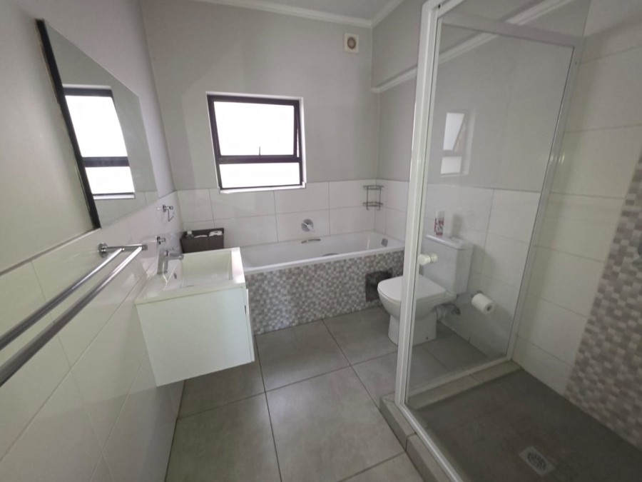 To Let 2 Bedroom Property for Rent in Glen Marais Gauteng
