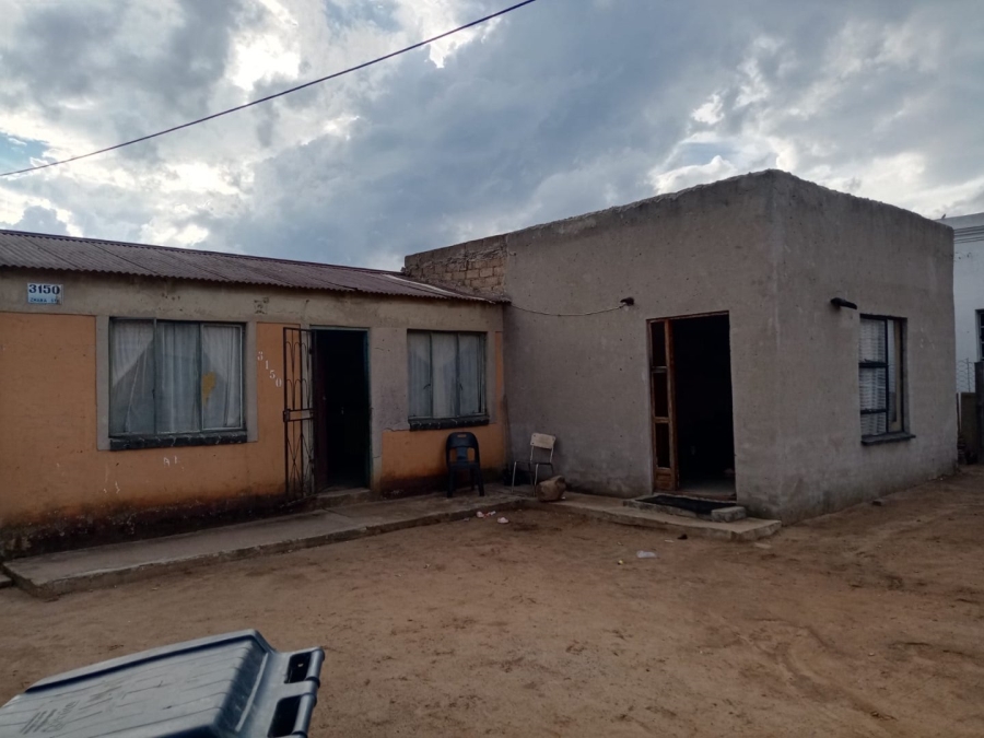 5 Bedroom Property for Sale in Zithobeni Gauteng