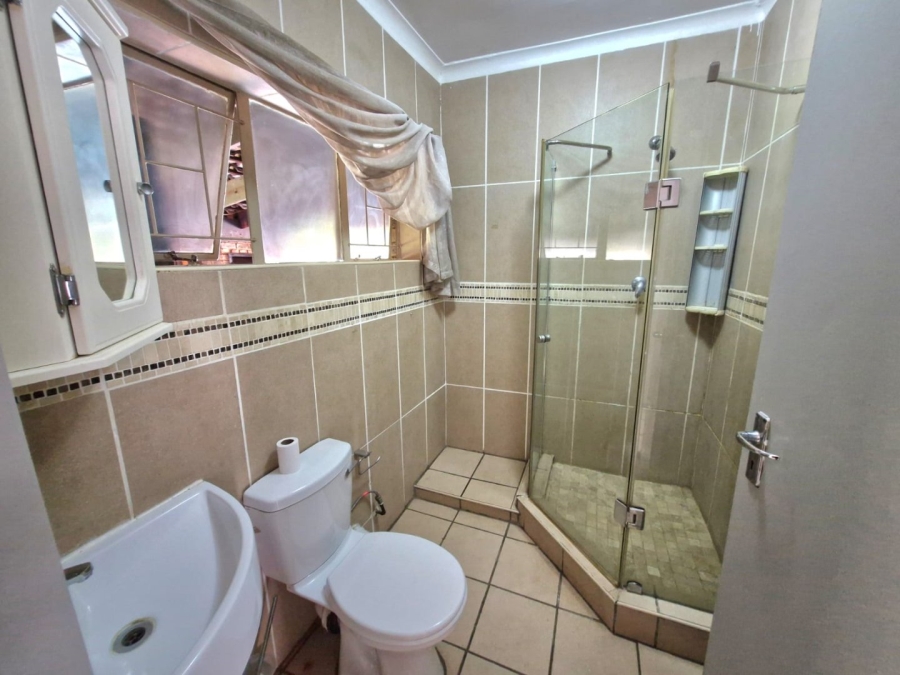 3 Bedroom Property for Sale in Sinoville Gauteng