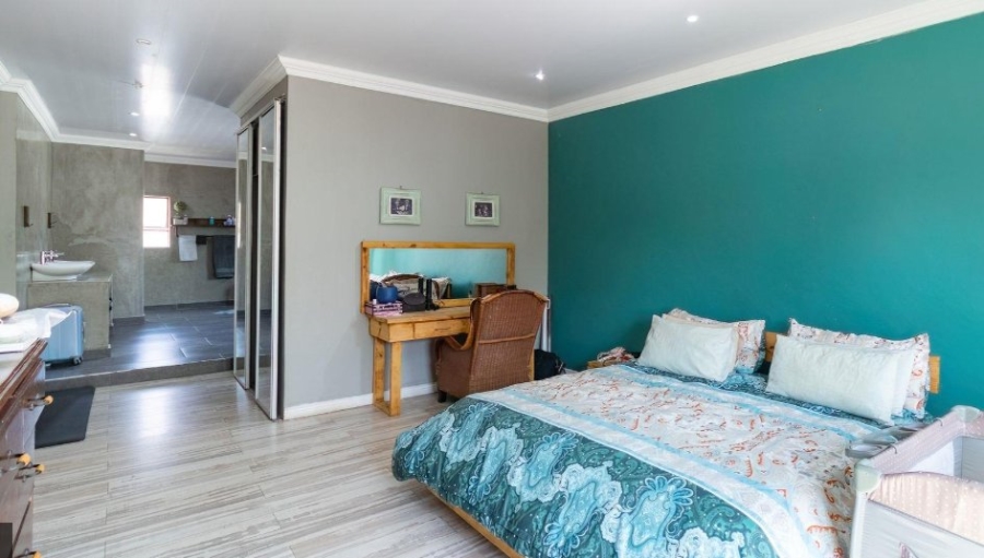 6 Bedroom Property for Sale in Amandasig Gauteng