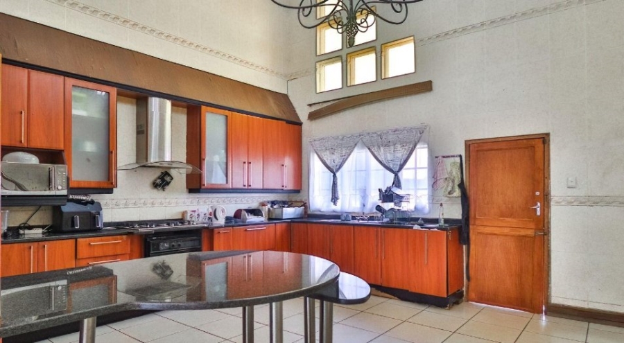 6 Bedroom Property for Sale in Amandasig Gauteng