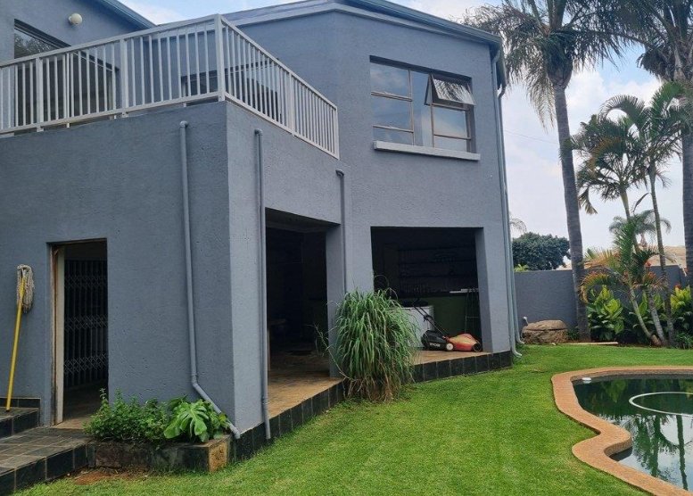 6 Bedroom Property for Sale in Amandasig Gauteng