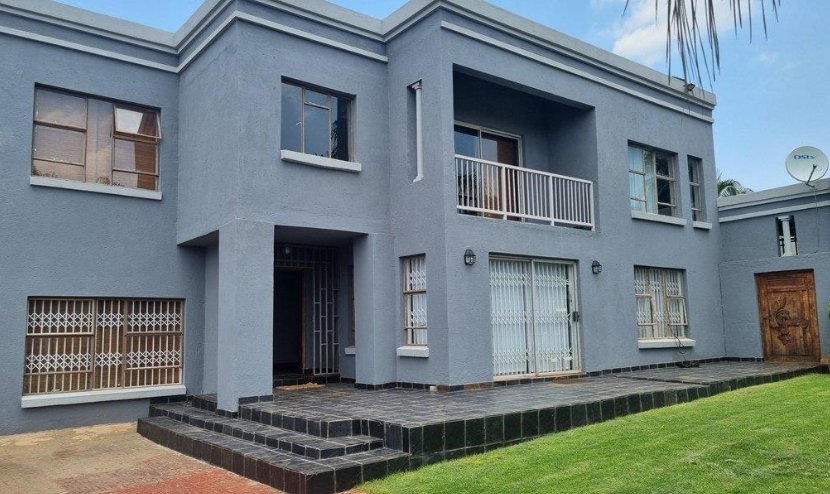 6 Bedroom Property for Sale in Amandasig Gauteng