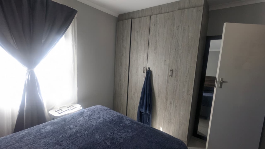 2 Bedroom Property for Sale in Heuweloord Gauteng