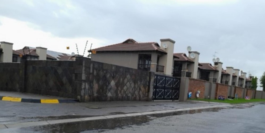 2 Bedroom Property for Sale in Van Dyk Park Gauteng