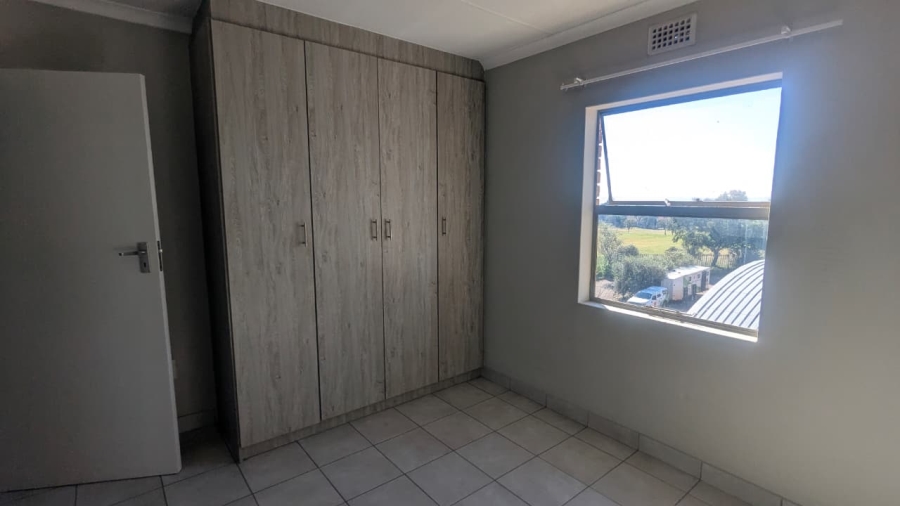 2 Bedroom Property for Sale in Heuweloord Gauteng