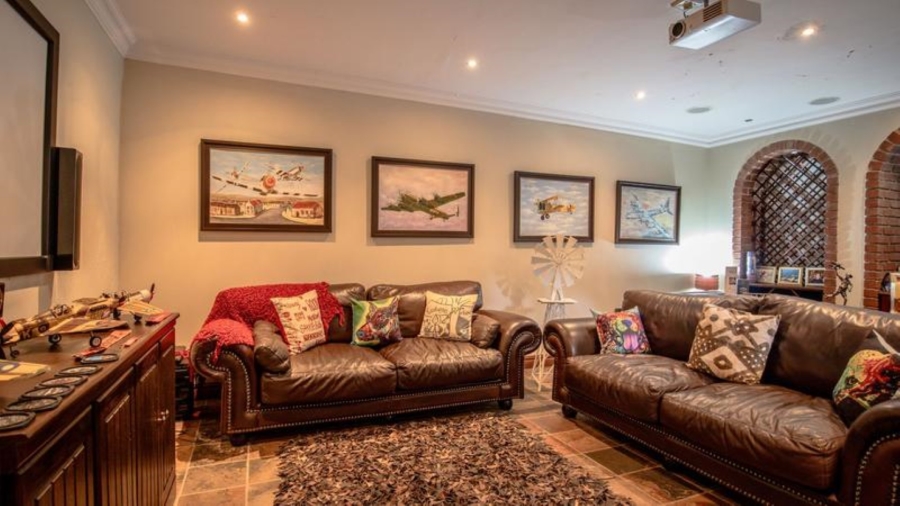 4 Bedroom Property for Sale in Magalieskruin Gauteng