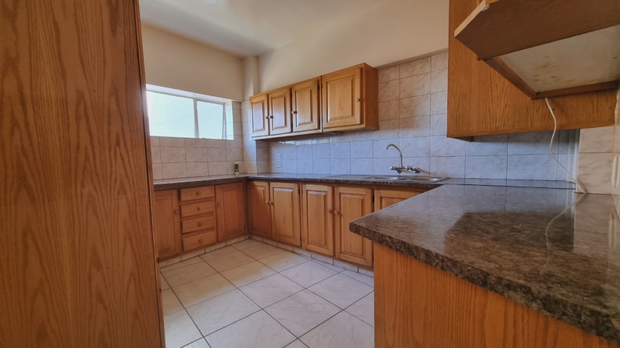 To Let  Bedroom Property for Rent in Cyrildene Gauteng