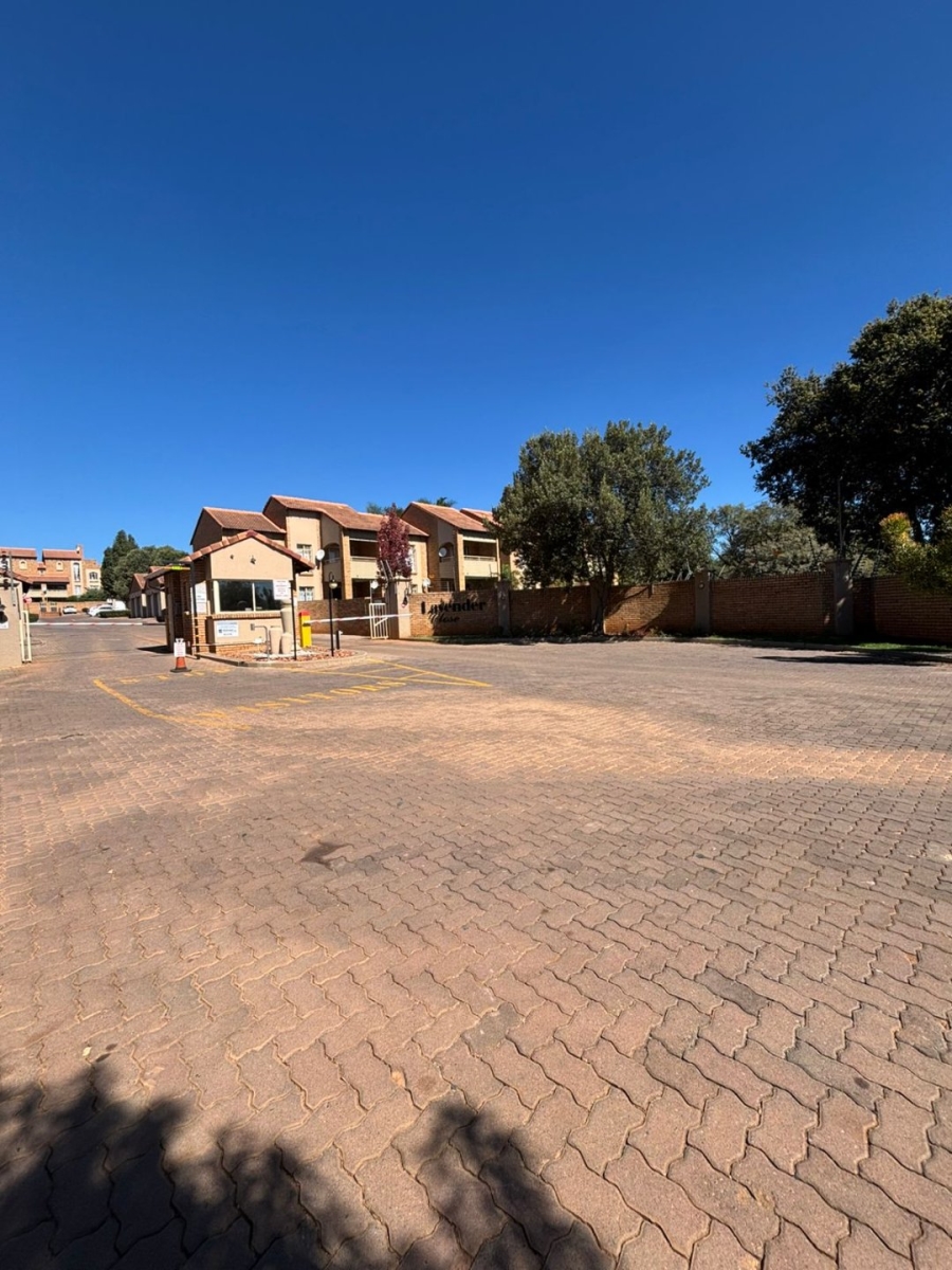 2 Bedroom Property for Sale in Boardwalk Villas Gauteng